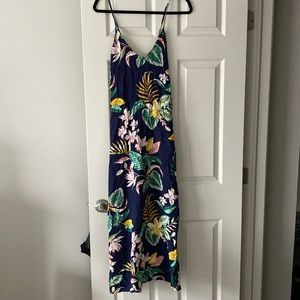 Old navy floral print maxi dress